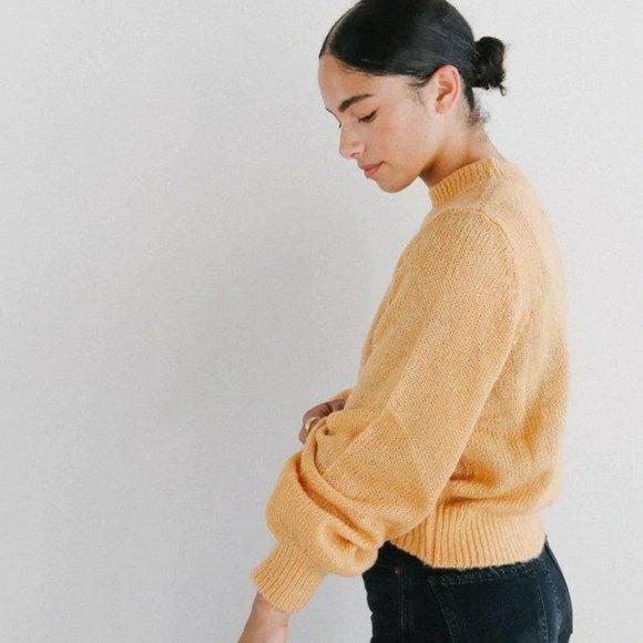 NWOT ROLLA's Gigi Fluffy Sweater - Picture 13 of 15